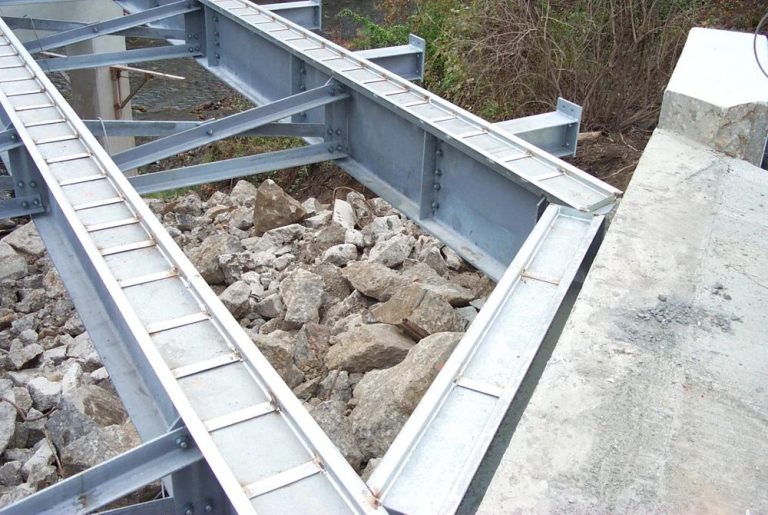 02-Steel-beams-with-haunch-formwork