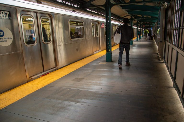 COURT SQUARE RAIL PLATFORM QUEENS-1