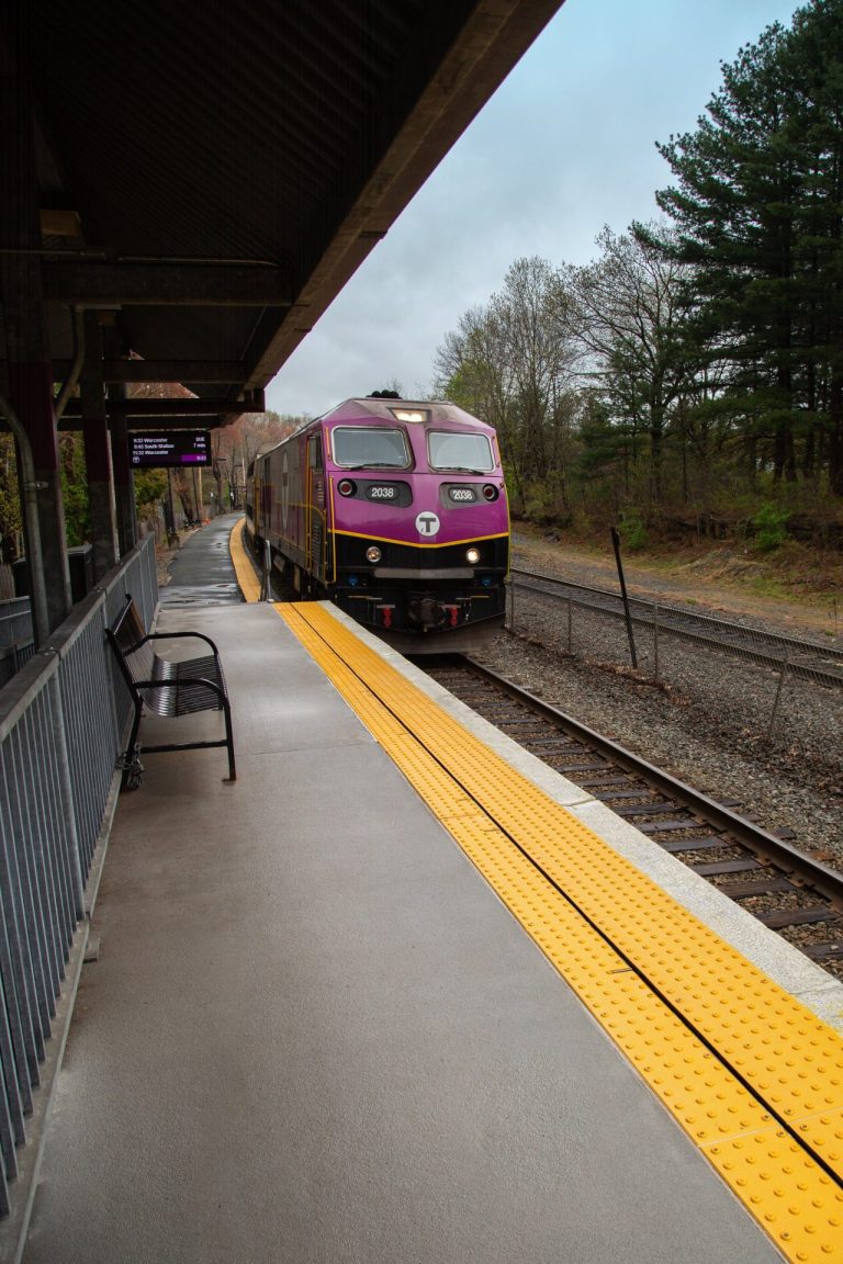 WEST NATICK MINI-HIGH RAIL PLATFORM. WEST NATICK, MA-2-RT